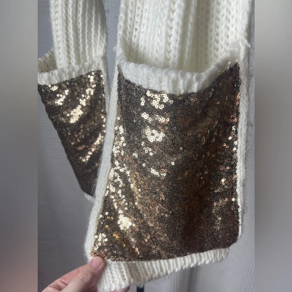 INC International Concepts‎ Oversize Knit Sequined Pocket Scarf Ivory-Gold